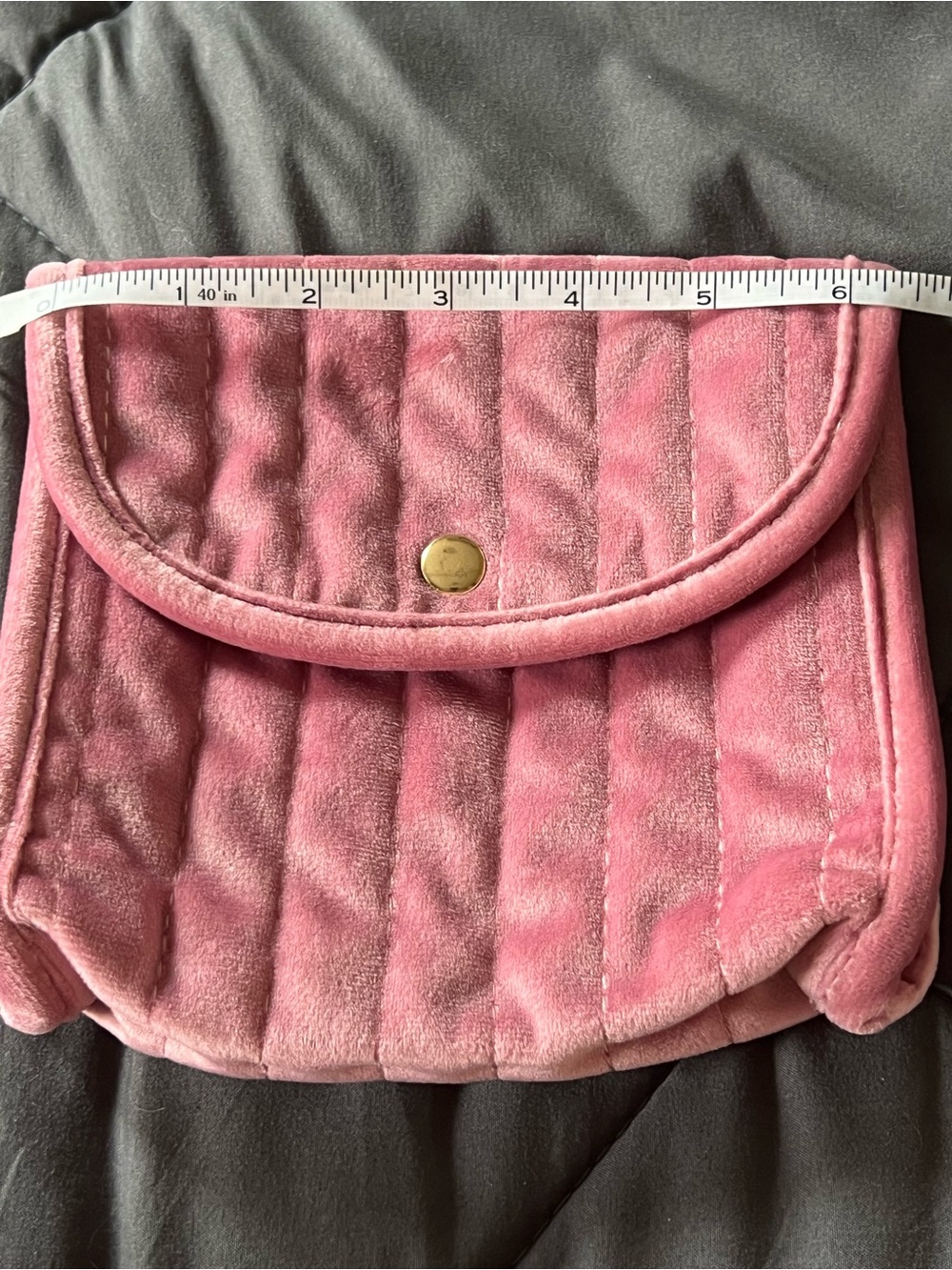 NWOT Sezane Pink Quilted Velvet Pouch 6.5 x 6.5 - Picture 5 of 6
